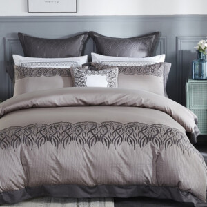 Domus: Queen Comforter Set: 7pc ; Comforter, (220x230)cm, Grey