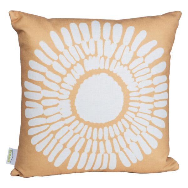 Domus: Flower Outdoor Pillow; (45x45)cm, Beige/White