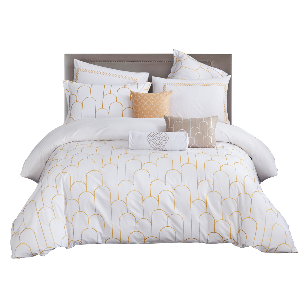Domus: King Comforter Set 300GSM; (240x260)cm, 7pcs, White